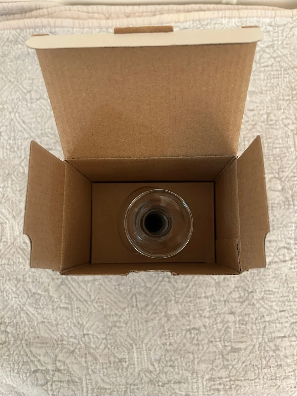 NEW Williams Sonoma Mouth-blown Glass Bottle Aerator with Silicone Gasket
